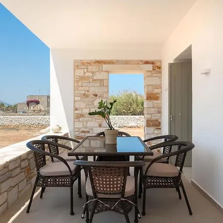 Santa Maria Mare Villa Naoussa