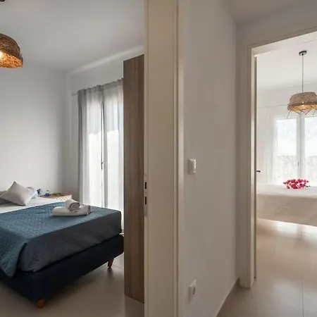 Santa Maria Mare Naoussa