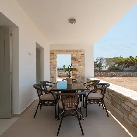 Santa Maria Mare Naoussa