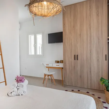 Santa Maria Mare * Naoussa