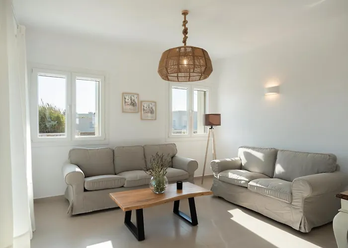 Santa Maria Mare Naoussa