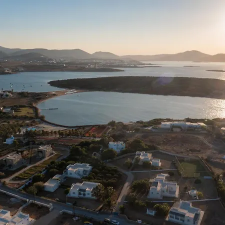 Santa Maria Mare * Naousa (Paros)