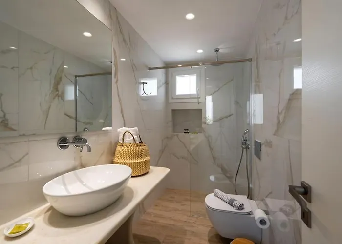 Santa Maria Mare Villa Náusza