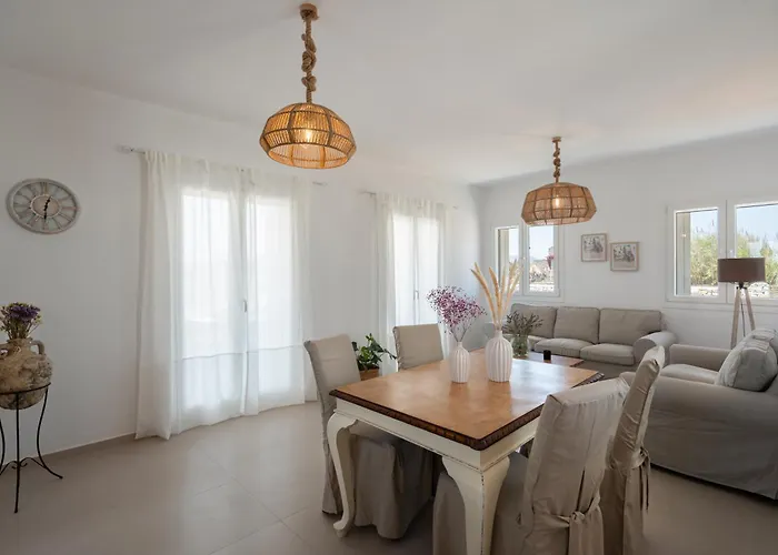 Santa Maria Mare Villa Náusza